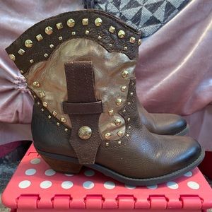 Vince Camuto Boots
